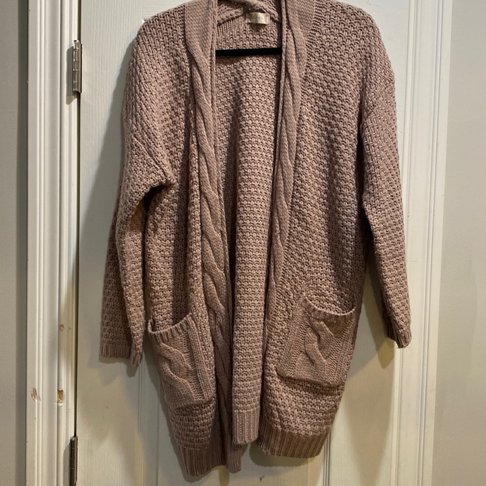 Beautiful pink cable net cardigan